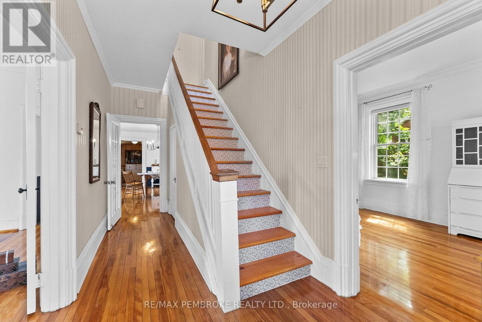 233 CATHERINE STREET - 5