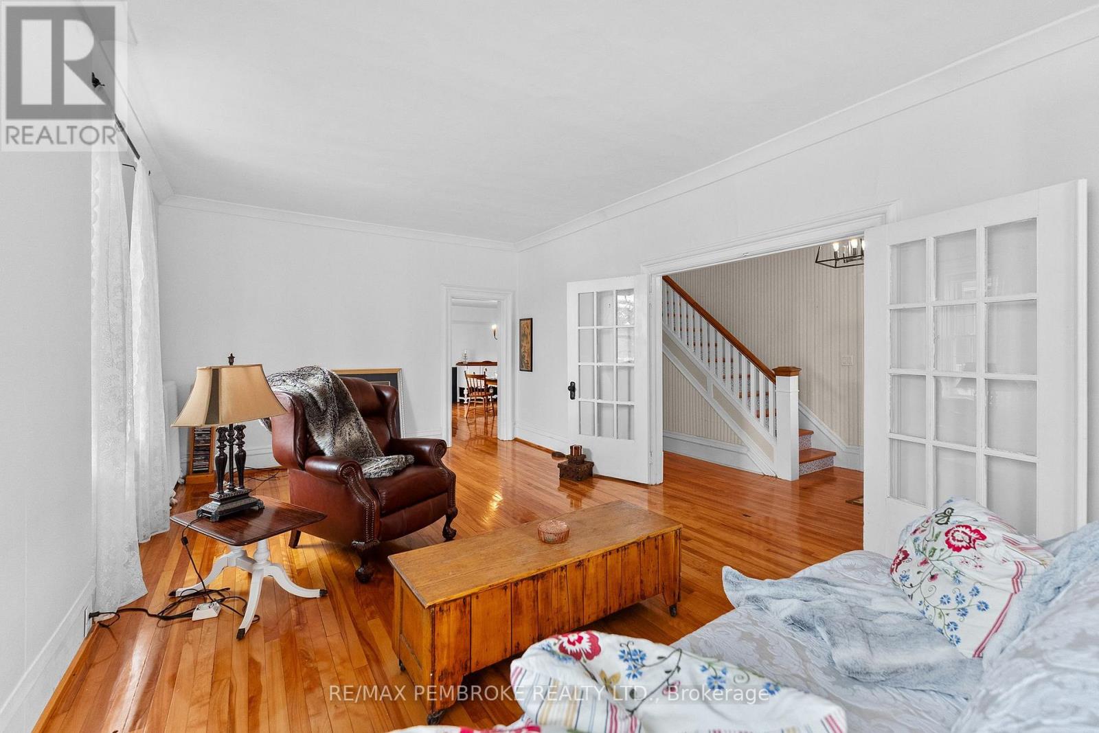 233 CATHERINE STREET - Image 8