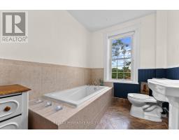 233 Catherine Street, Pembroke, ON K8A1V5 Photo 37
