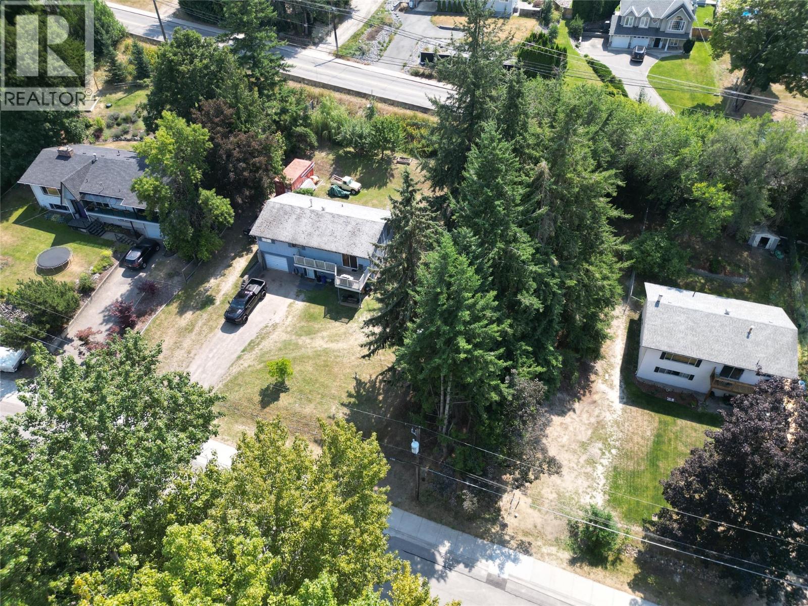  2110 1 Avenue Northeast, Salmon Arm