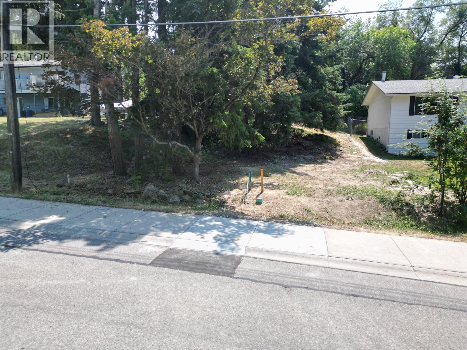  2110 1 Avenue Northeast, Salmon Arm