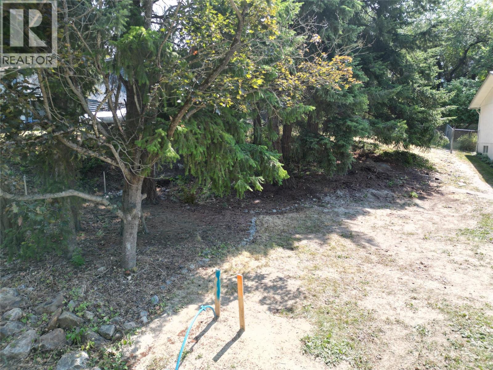 2110 1 Avenue Northeast, Salmon Arm