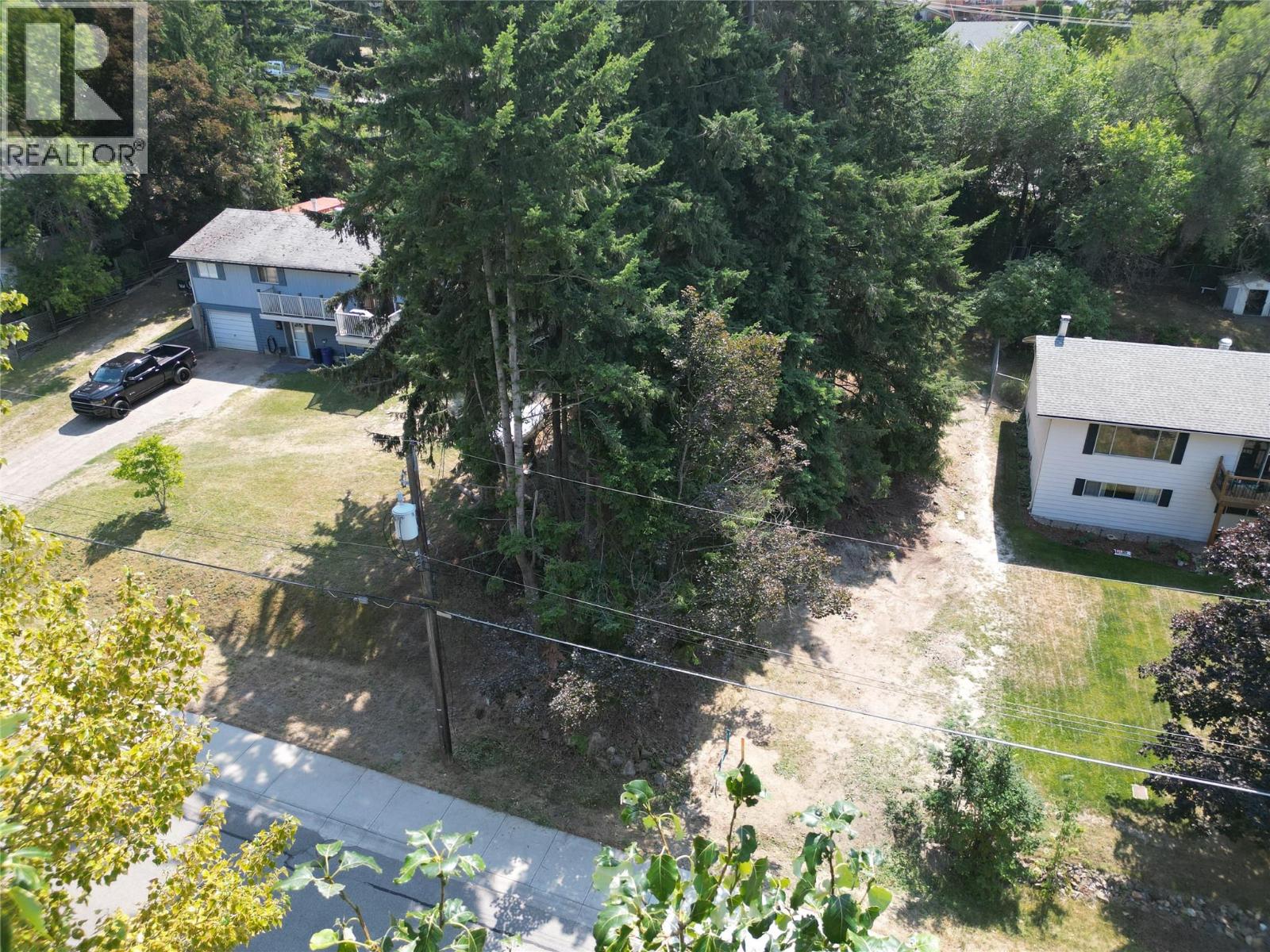  2110 1 Avenue Northeast, Salmon Arm