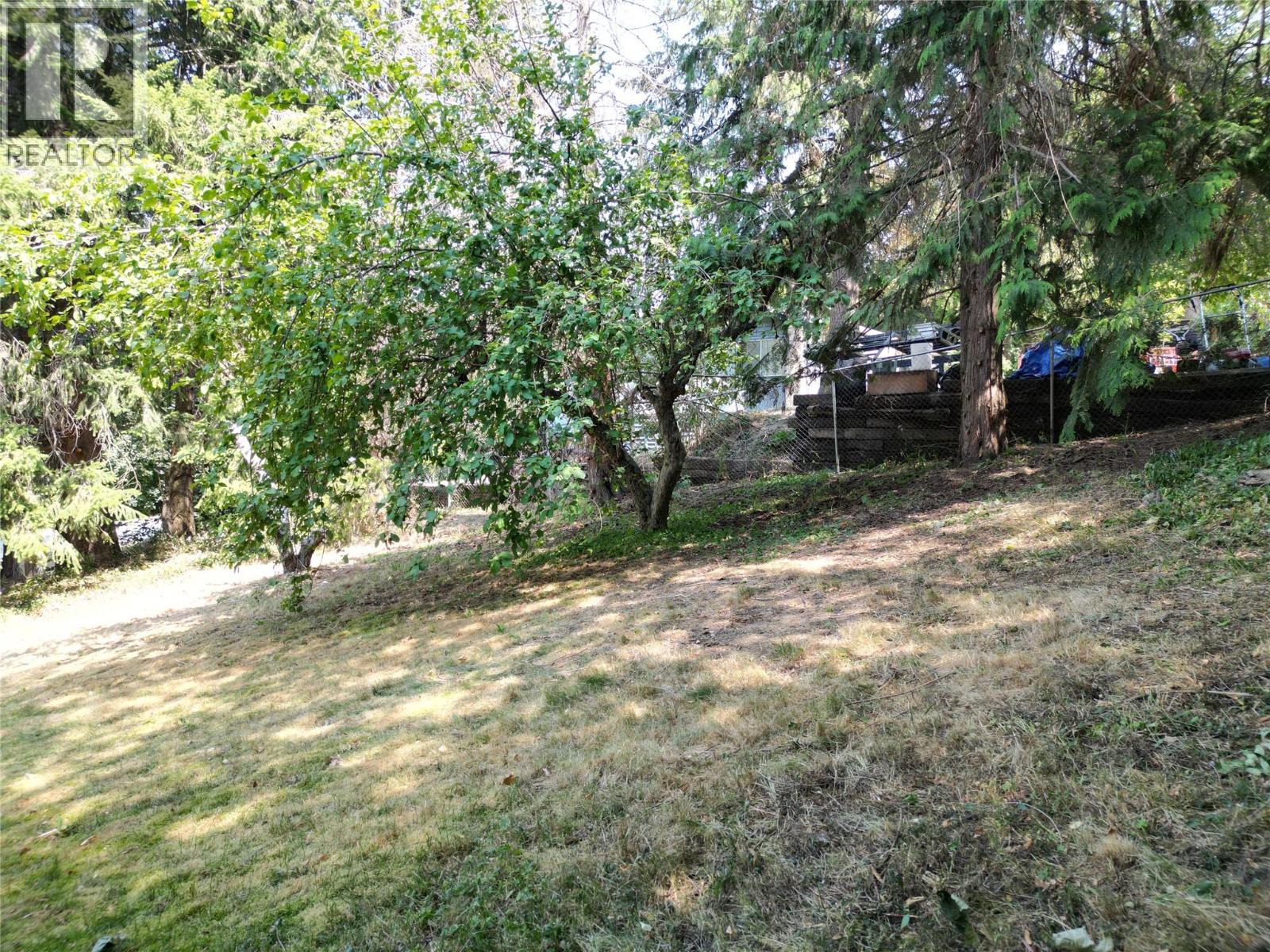  2110 1 Avenue Northeast, Salmon Arm