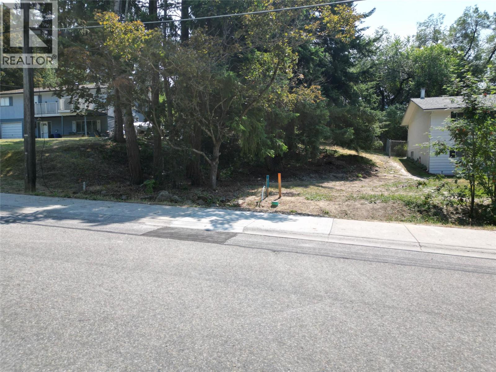  2110 1 Avenue Northeast, Salmon Arm