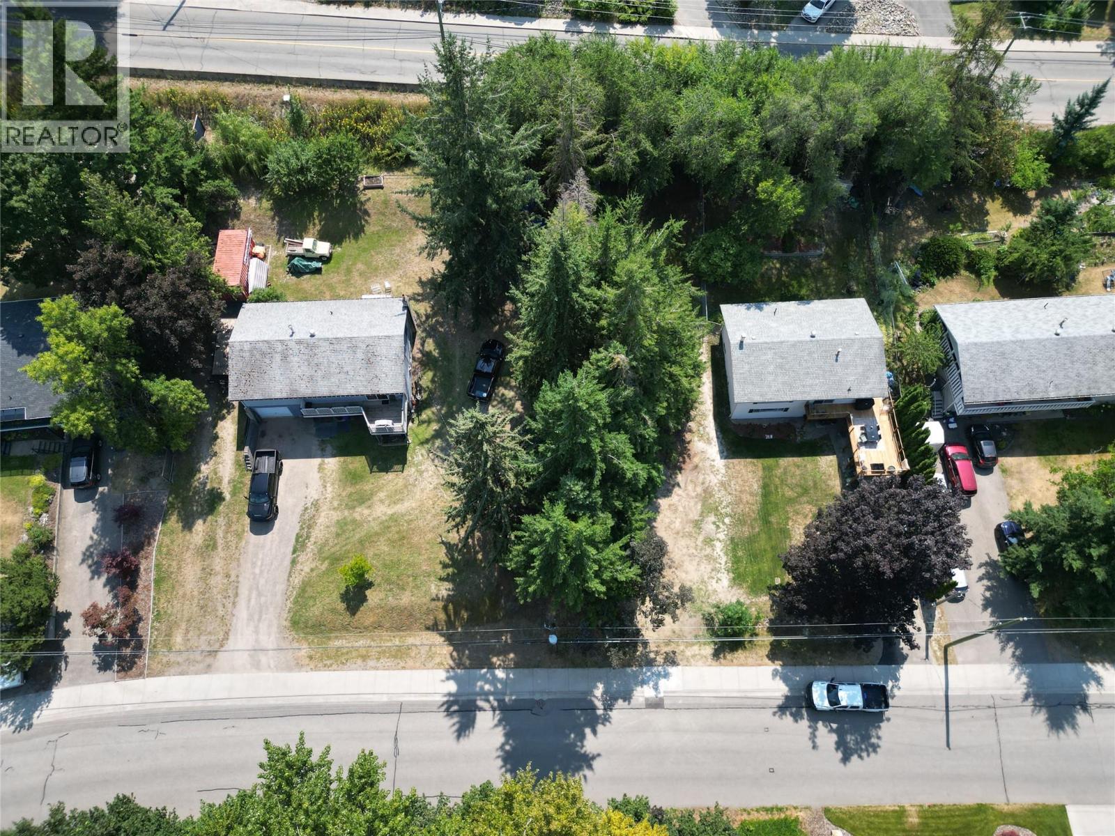  2110 1 Avenue Northeast, Salmon Arm