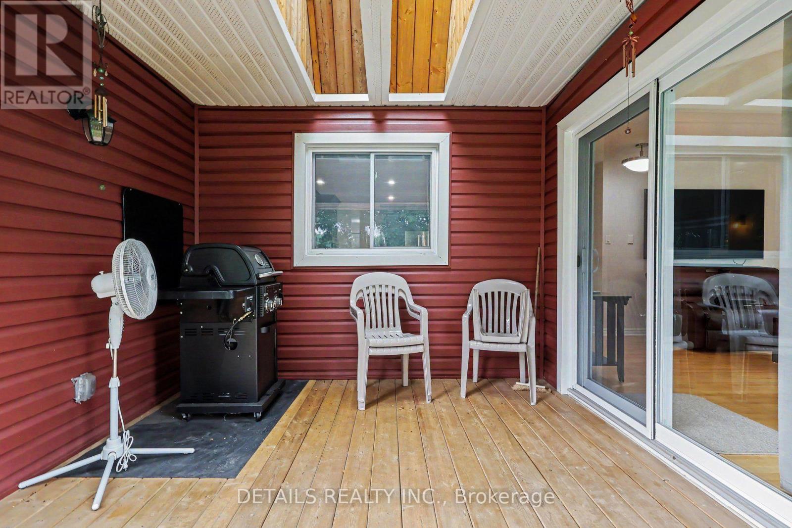 2 CLARENCE COURT - Image 18