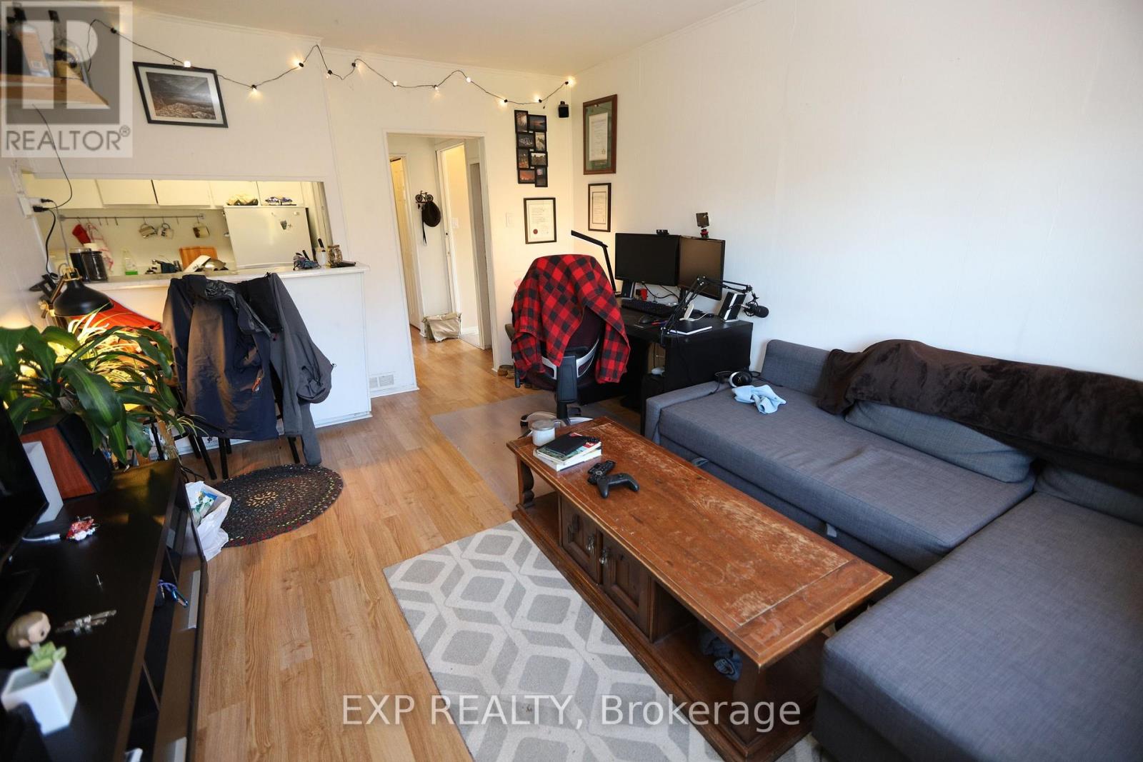 1 Bed, 1 Bath Multi-Family for Rent in Ottawa – 3 – 350 FIFTH AVENUE, Ottawa – MLS# X13625278 - Image 12