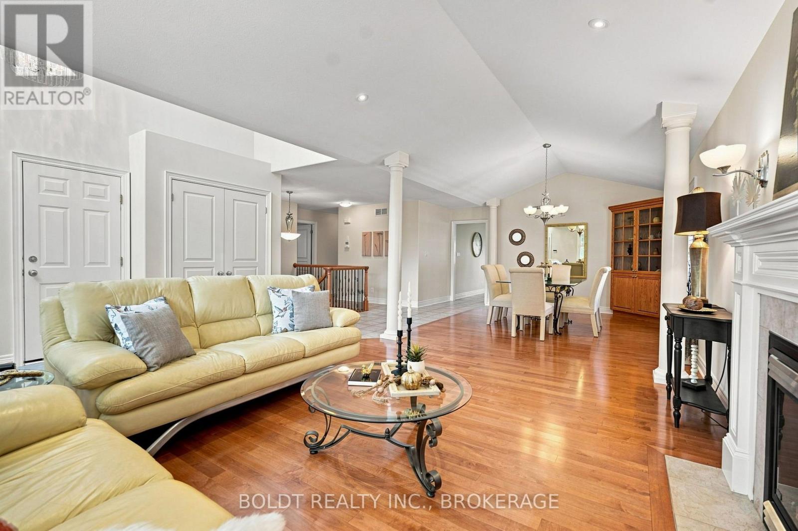 9 NICHOLAS DRIVE - Image 14