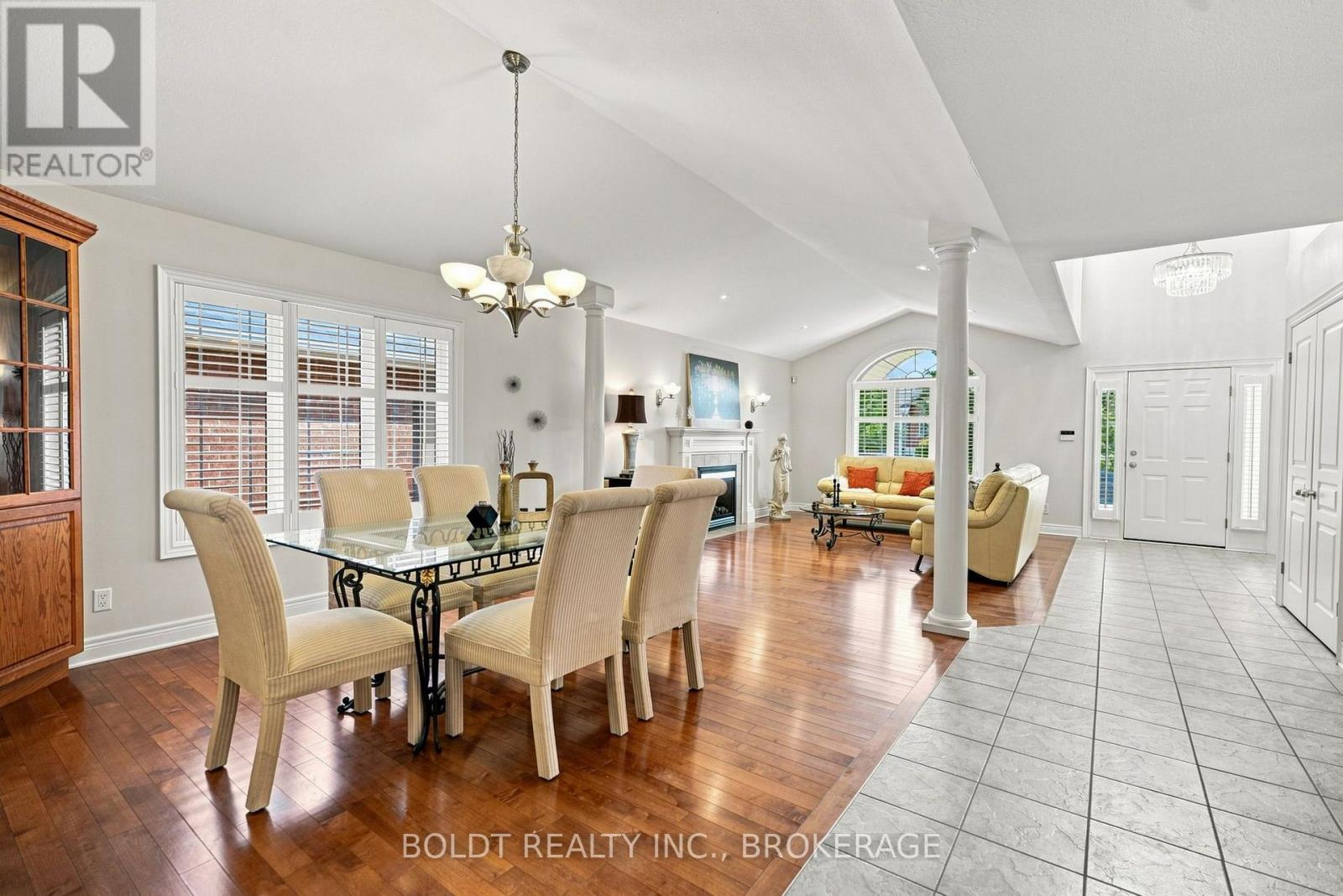 9 NICHOLAS DRIVE - Image 16
