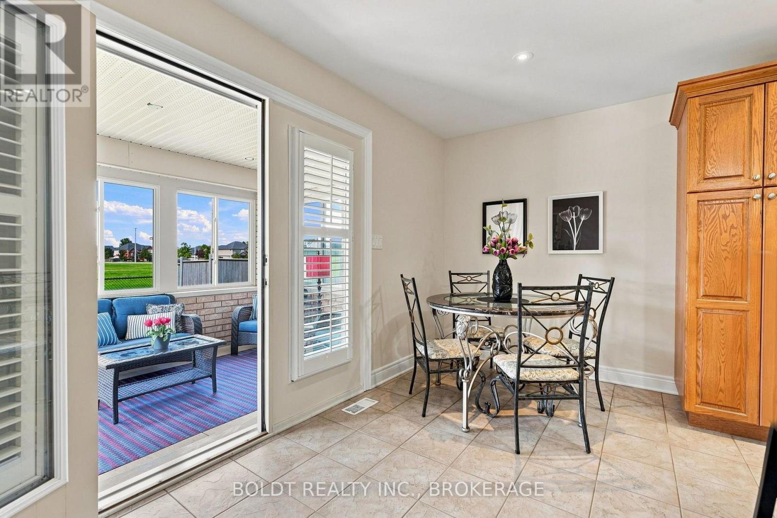 9 NICHOLAS DRIVE - Image 24