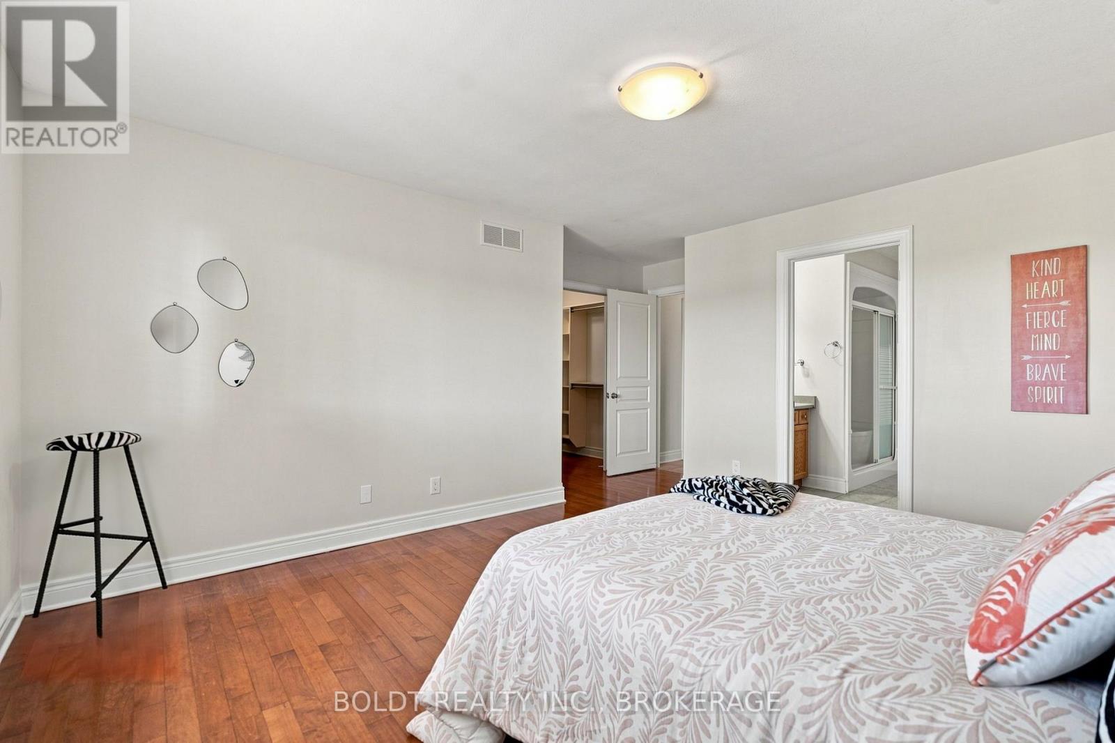 9 NICHOLAS DRIVE - Image 31