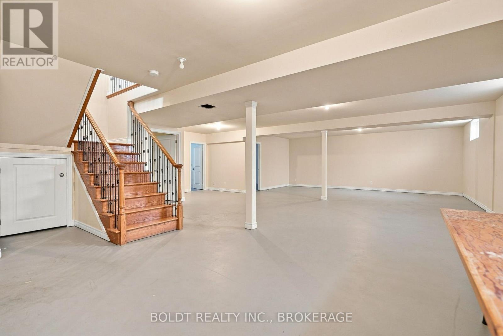 9 NICHOLAS DRIVE - Image 38