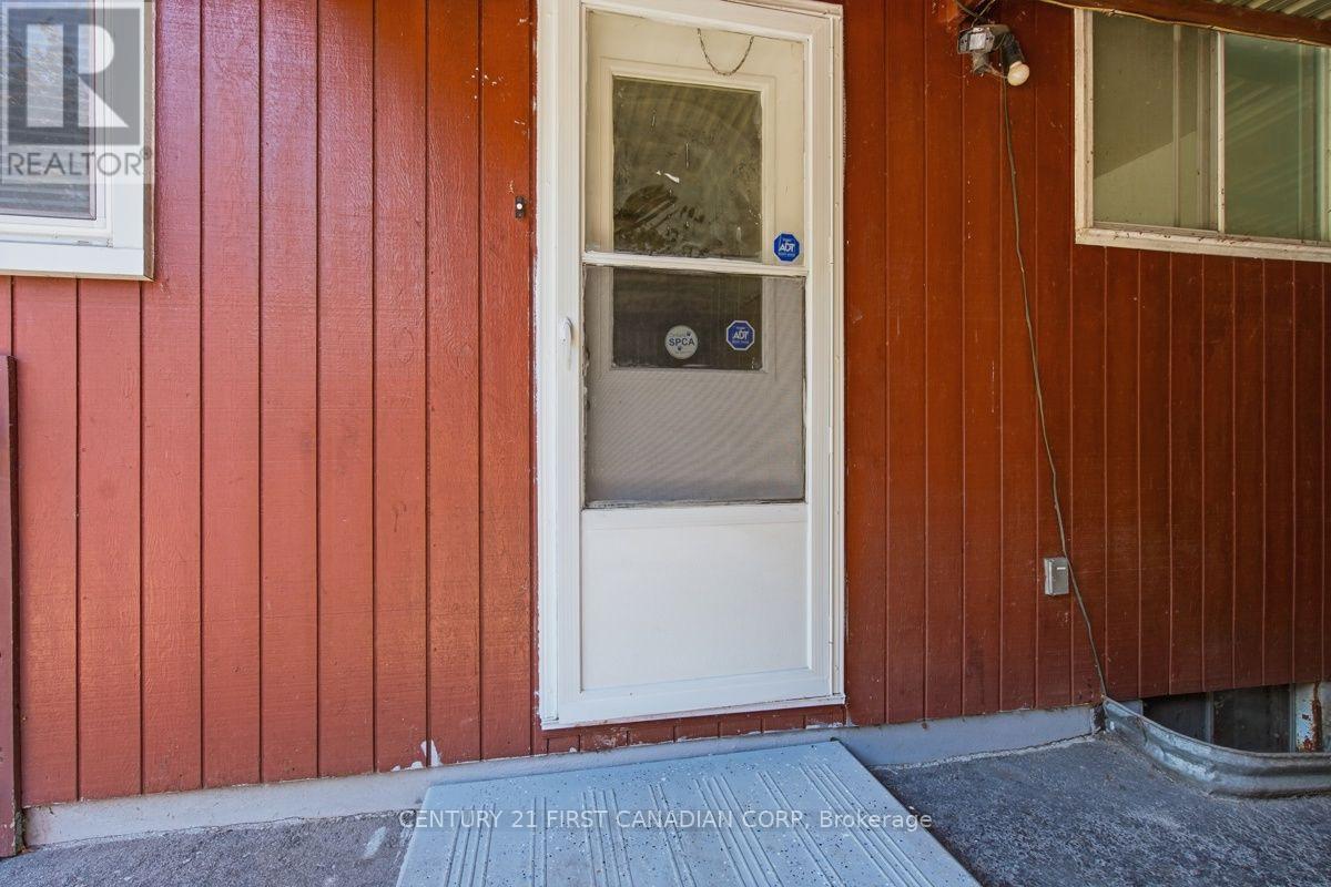 17 EDGEMERE CRESCENT - Image 10