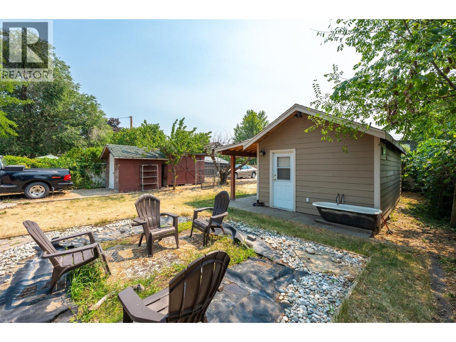 9705 SARGEANT Street, Summerland