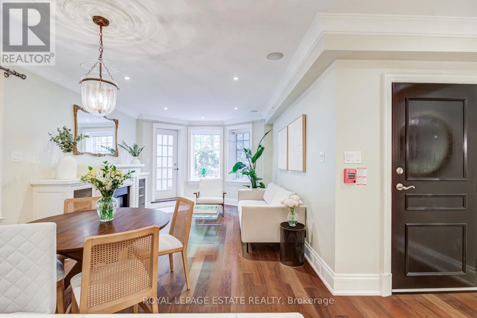 #1D 319 LONSDALE ROAD - Image 13