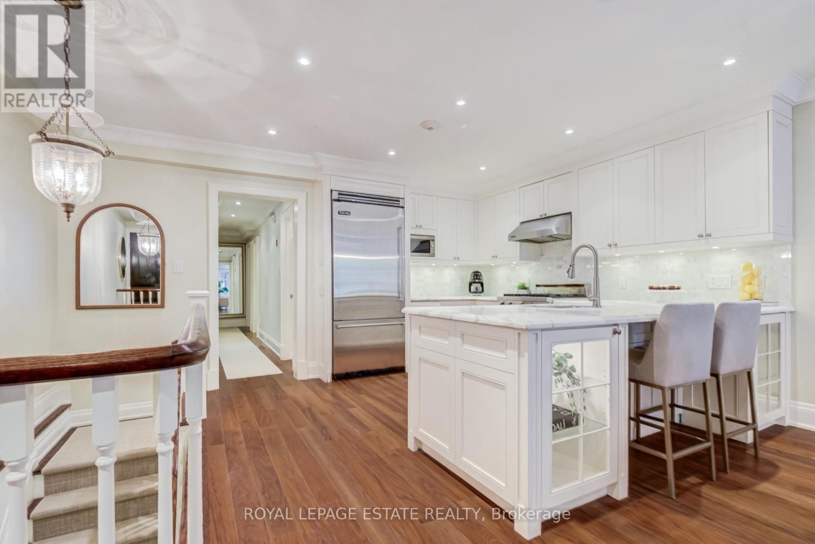 #1D 319 LONSDALE ROAD - Image 14