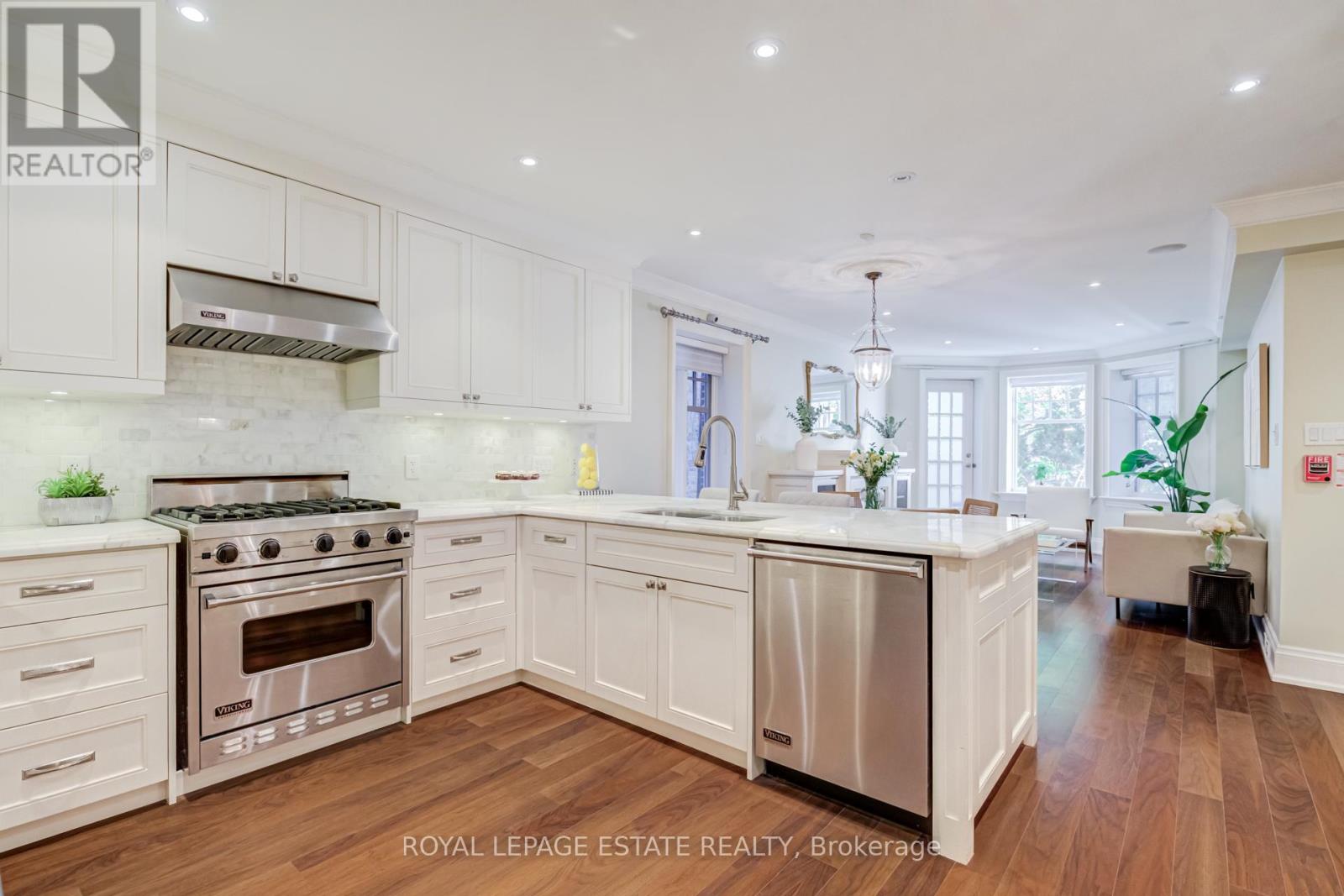 #1D 319 LONSDALE ROAD - Image 17