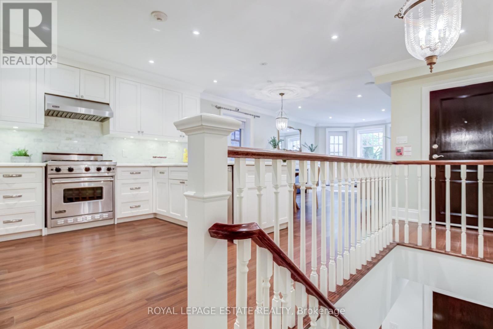 #1D 319 LONSDALE ROAD - 19