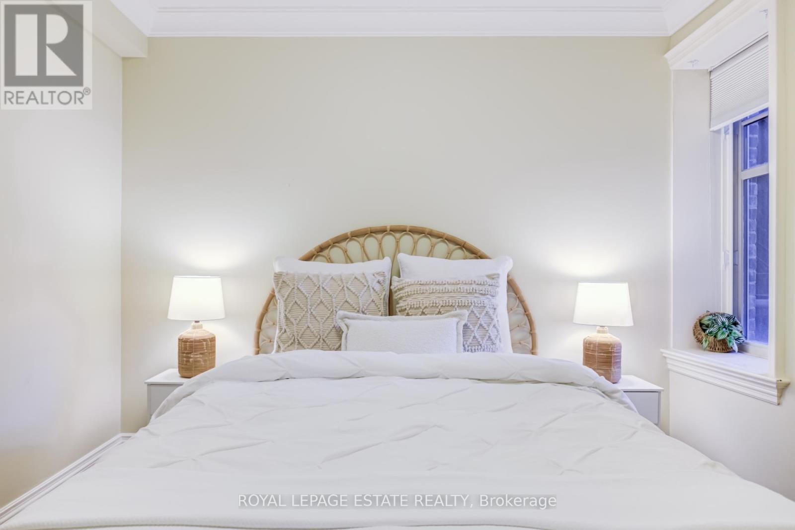 #1D 319 LONSDALE ROAD - 25