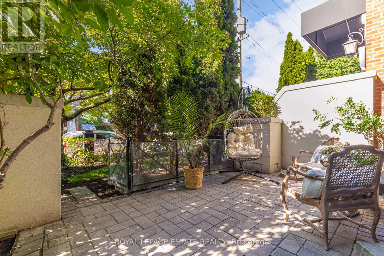 #1D 319 LONSDALE ROAD - Image 6