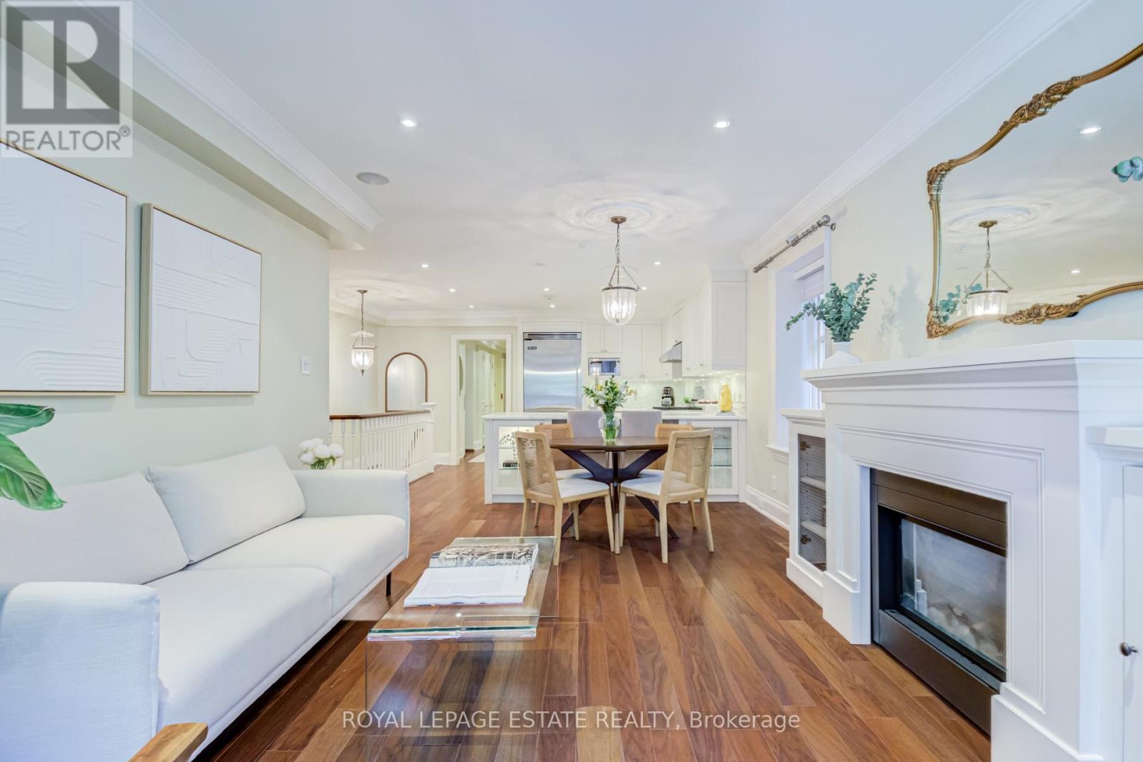 #1D 319 LONSDALE ROAD - Image 8