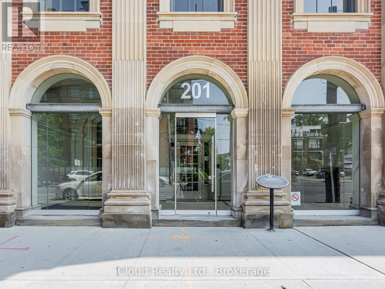 #244 201 CARLAW AVENUE - 30