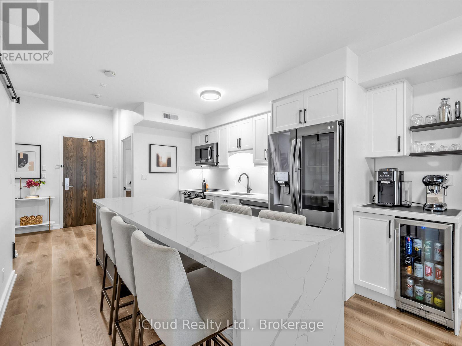 #244 201 CARLAW AVENUE - 9