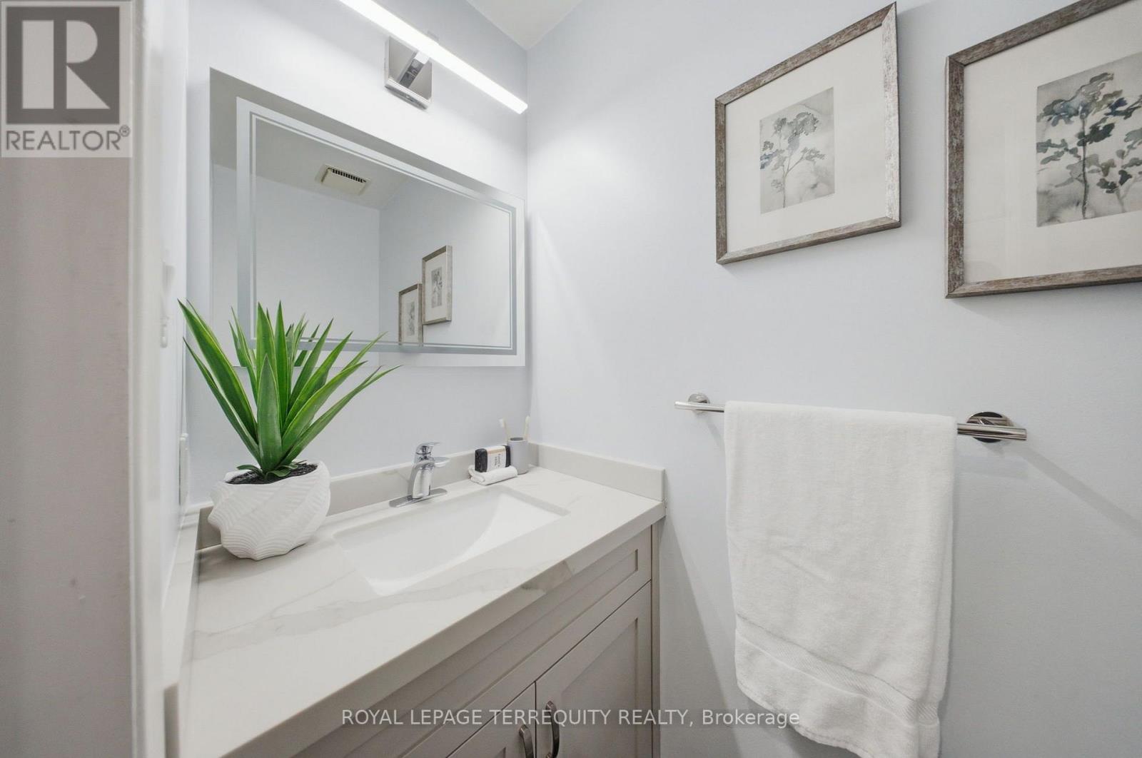 1013 ALBACORE MANOR - Image 19