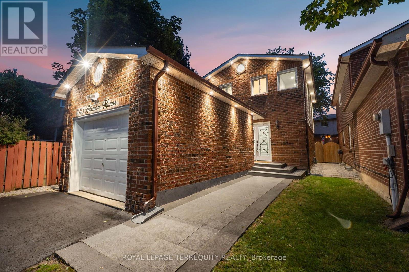 1013 ALBACORE MANOR - Image 3