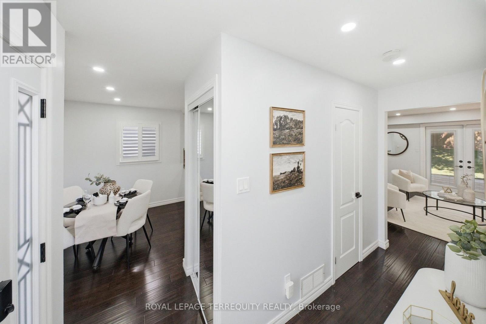 1013 ALBACORE MANOR - Image 7