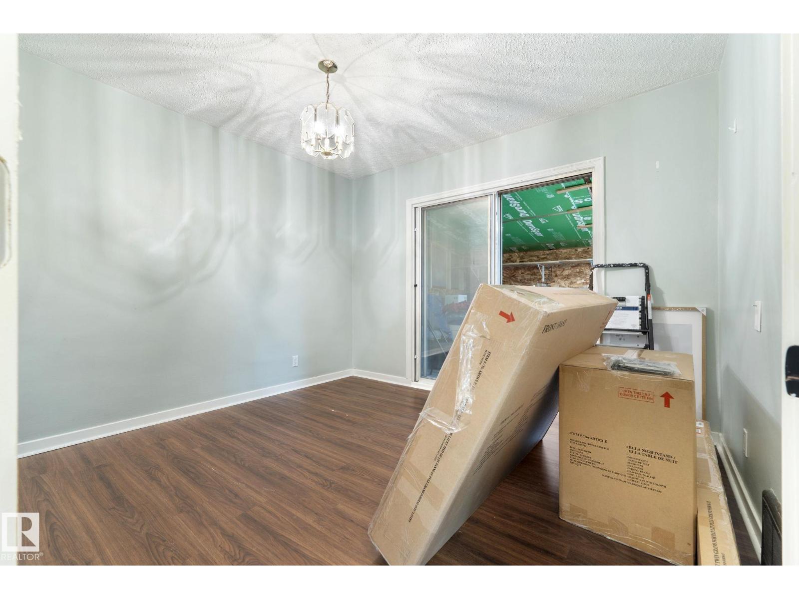 11903 125 ST NW - 23
