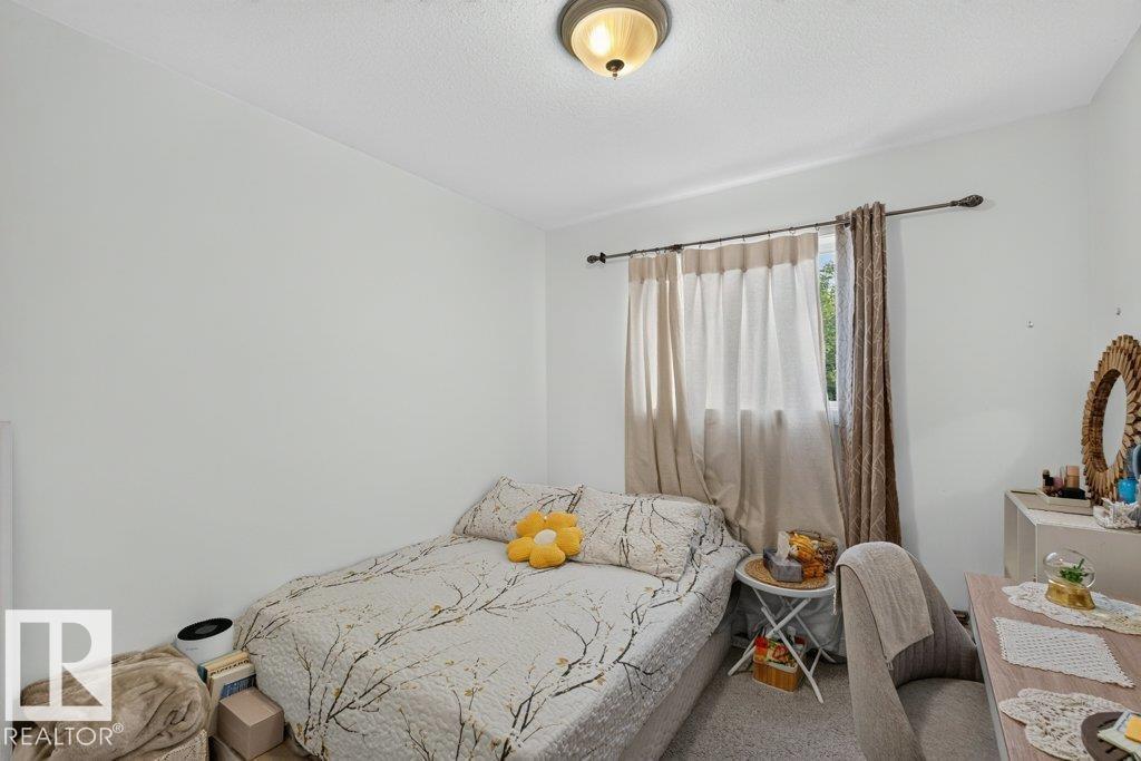 12219 89 ST NW - 21