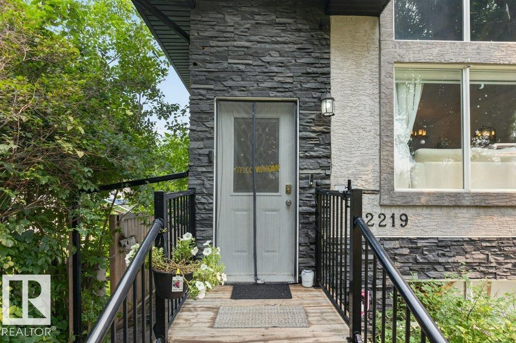 12219 89 ST NW NW, Delton, Edmonton photo 3