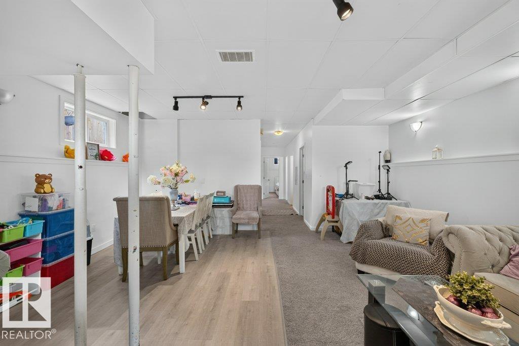 Thumbnail 40