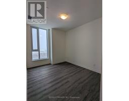 811 - 6 David Eyer Road, Richmond Hill, ON L4S0N5 Photo 11