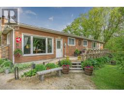 Kitchen - 9205 Mckinnon Road, Essa, ON L3W0V9 Photo 10