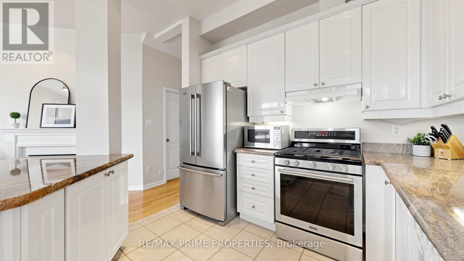 105 SETTLEMENT PARK AVENUE - Image 17