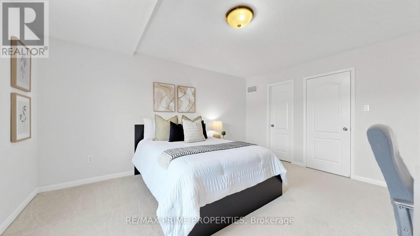 105 SETTLEMENT PARK AVENUE - Image 25