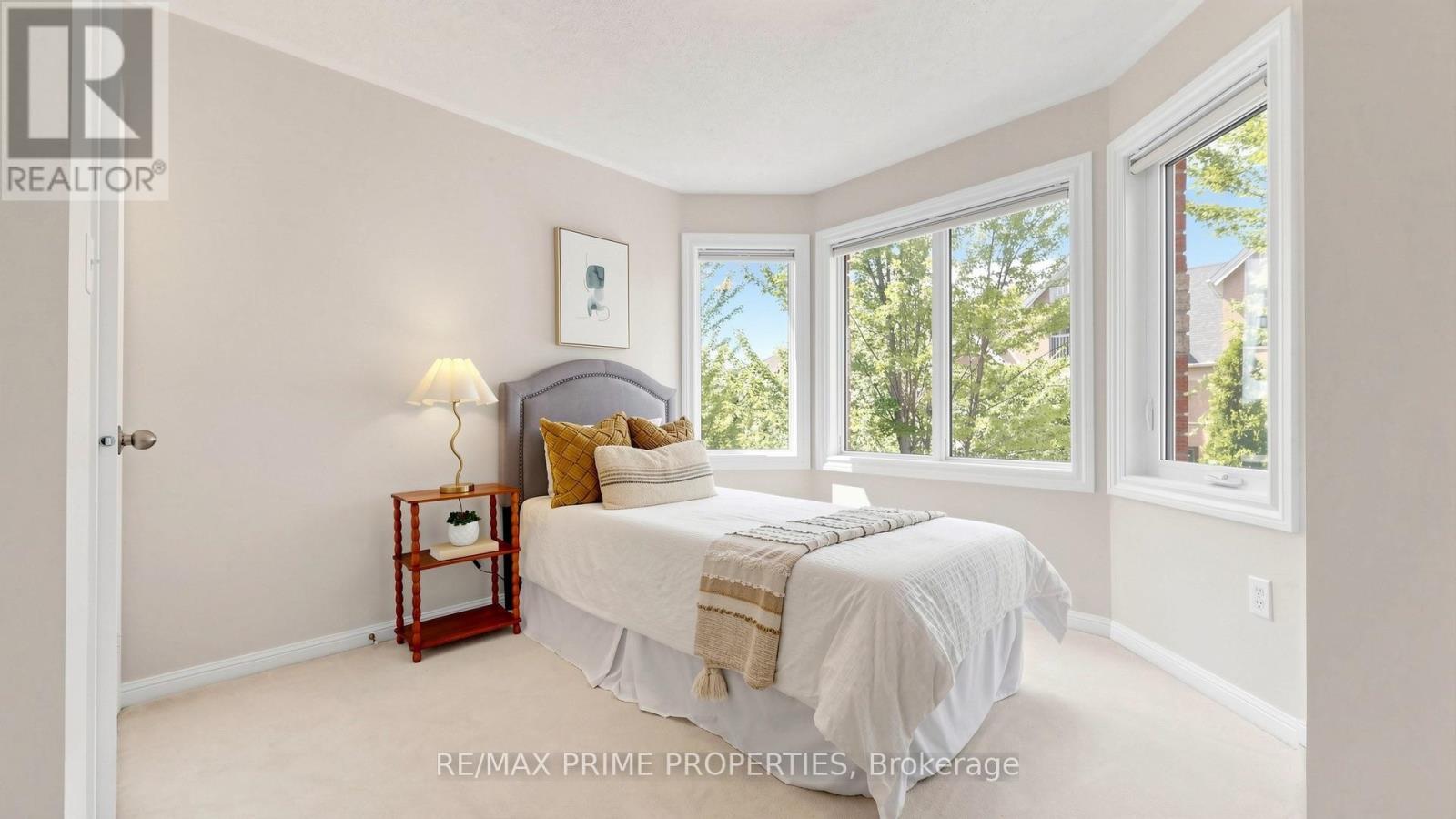 105 SETTLEMENT PARK AVENUE - Image 26