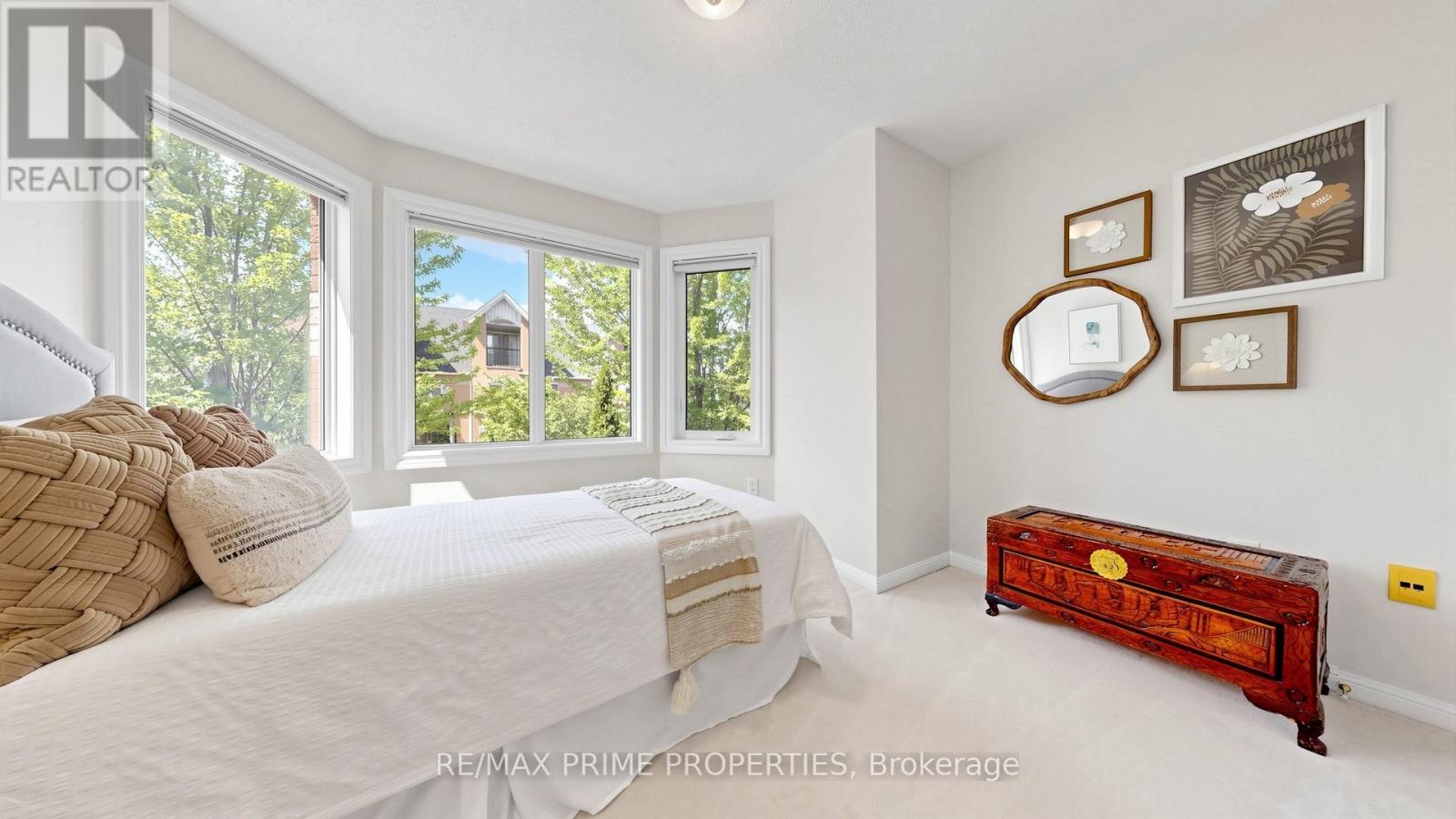 105 SETTLEMENT PARK AVENUE - Image 27
