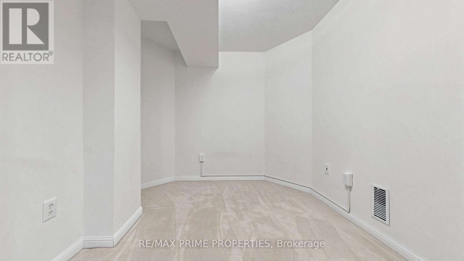 105 SETTLEMENT PARK AVENUE - Image 39