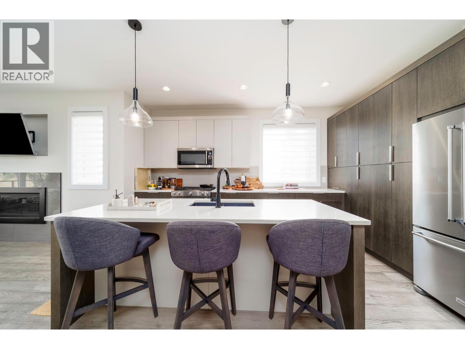 2 1349 Rocky Point Drive, Kelowna