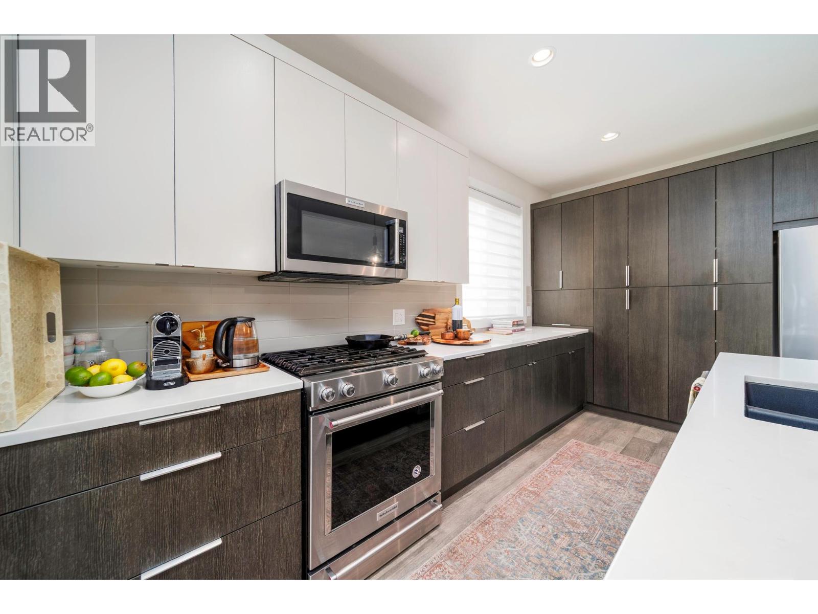 2 1349 Rocky Point Drive, Kelowna