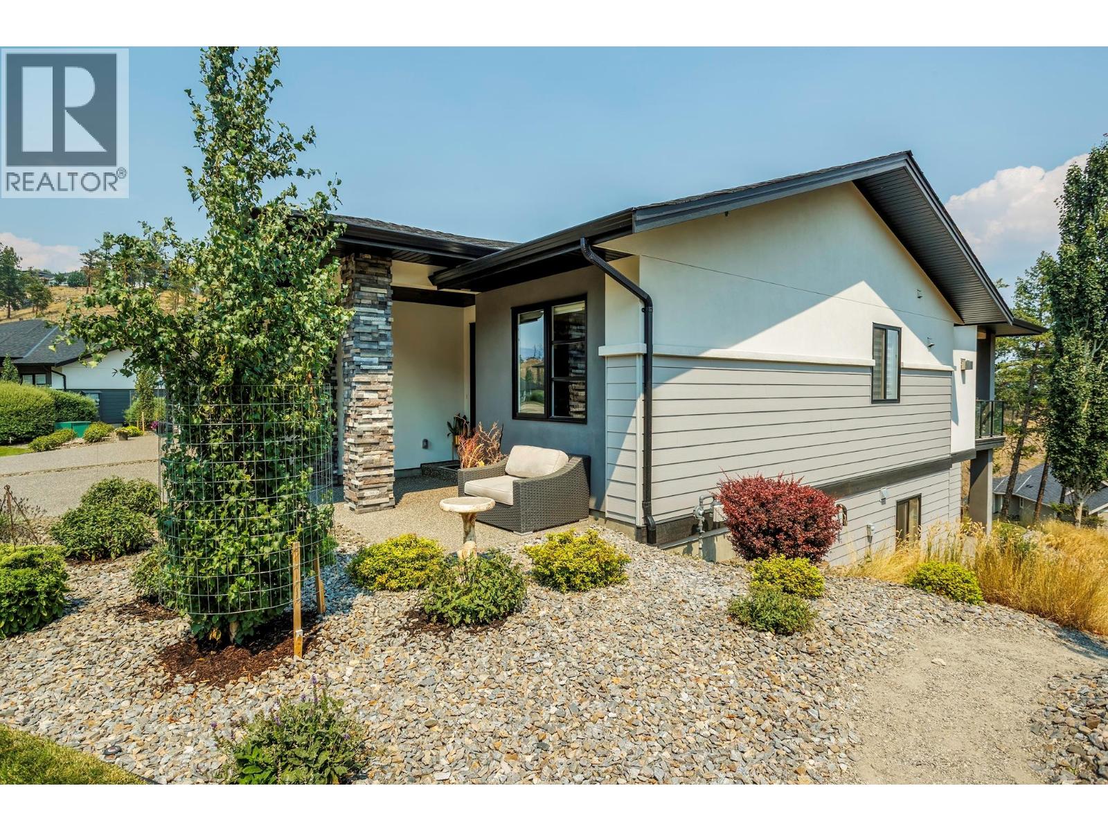 2 1349 Rocky Point Drive, Kelowna