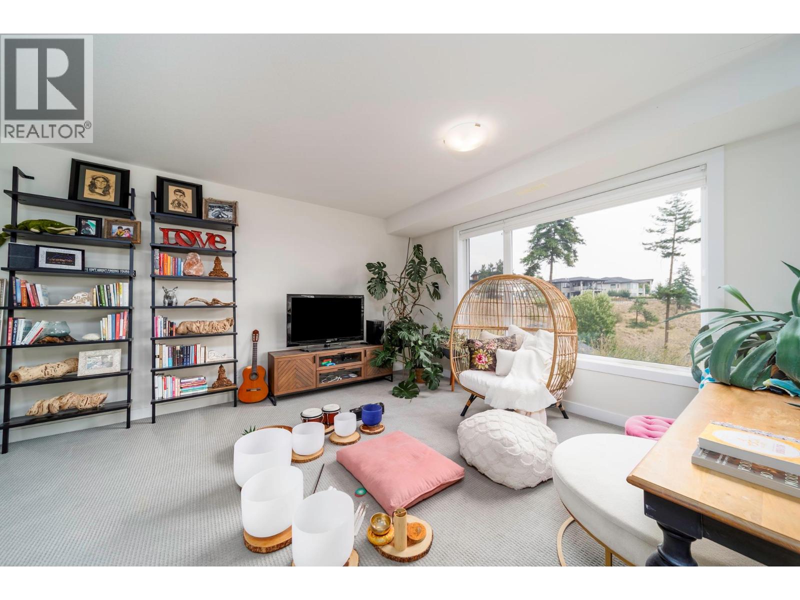 2 1349 Rocky Point Drive, Kelowna