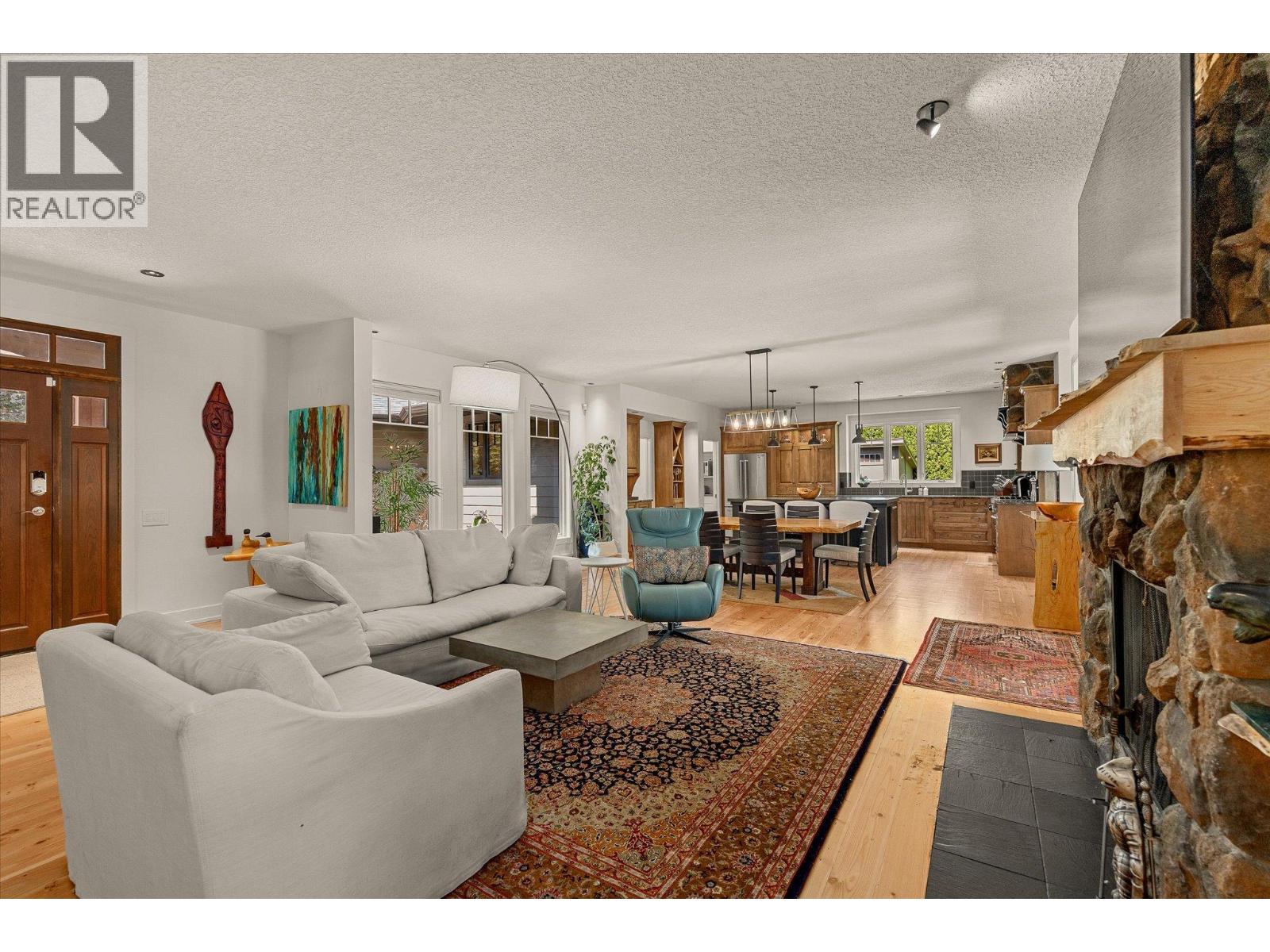  4295 Hobson Road, Kelowna