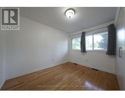 1195 Holton Heights Drive, Oakville, ON L6H2E6 Photo 13
