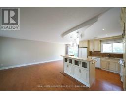 1195 Holton Heights Drive, Oakville, ON L6H2E6 Photo 7