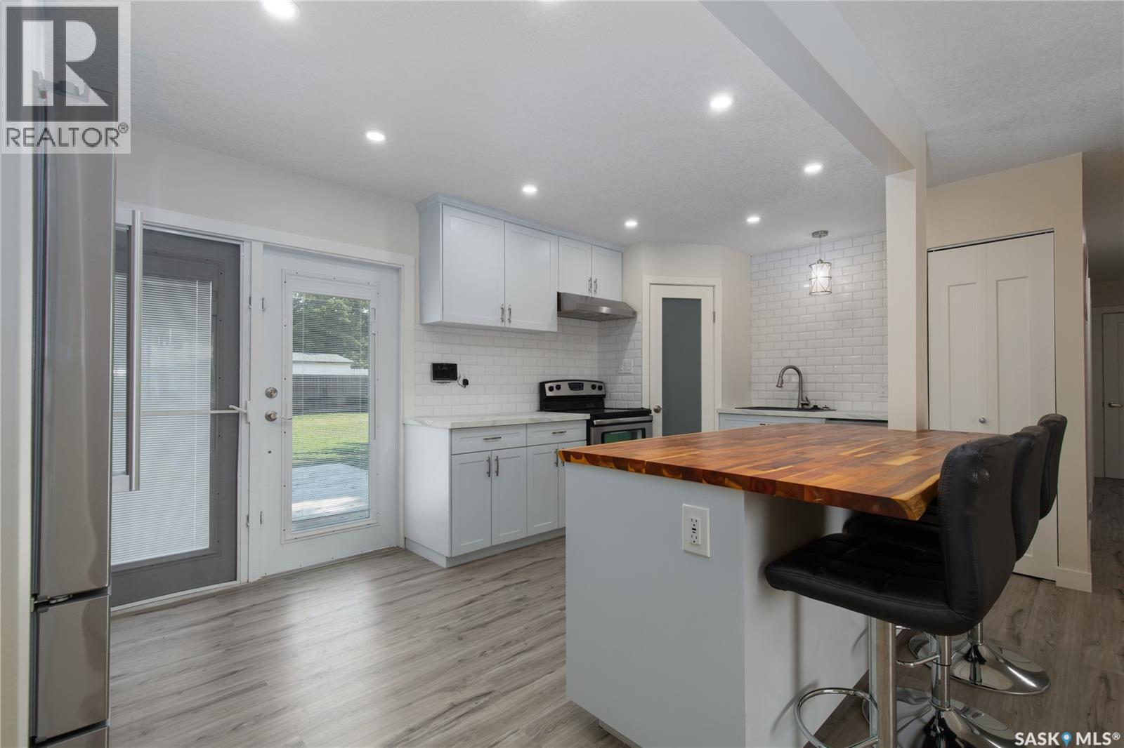 1337 7th AVENUE NW - 19